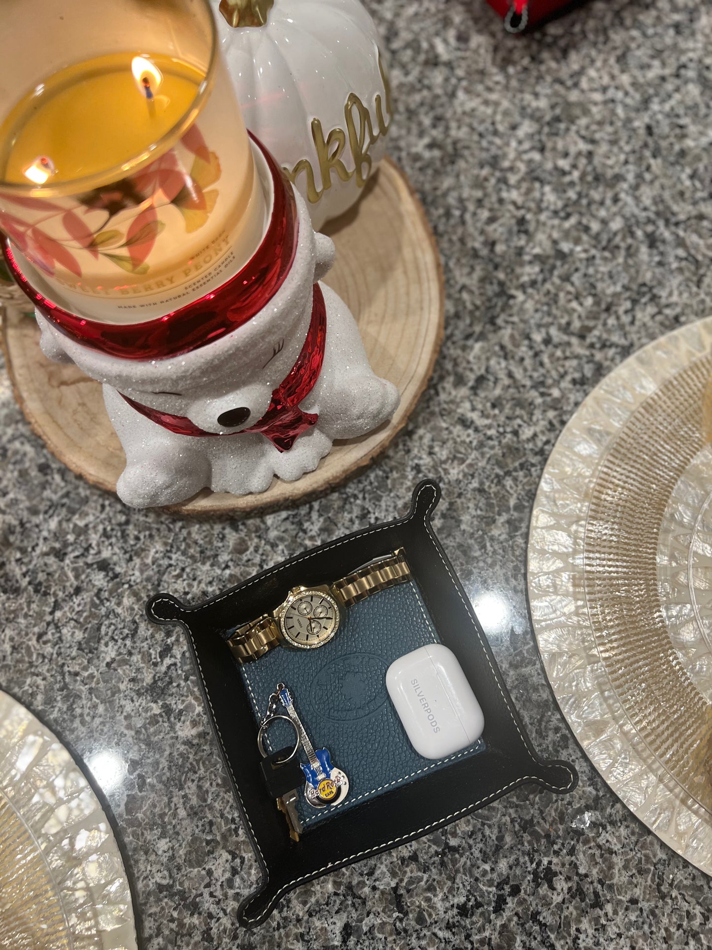 Monterosso Object Holder