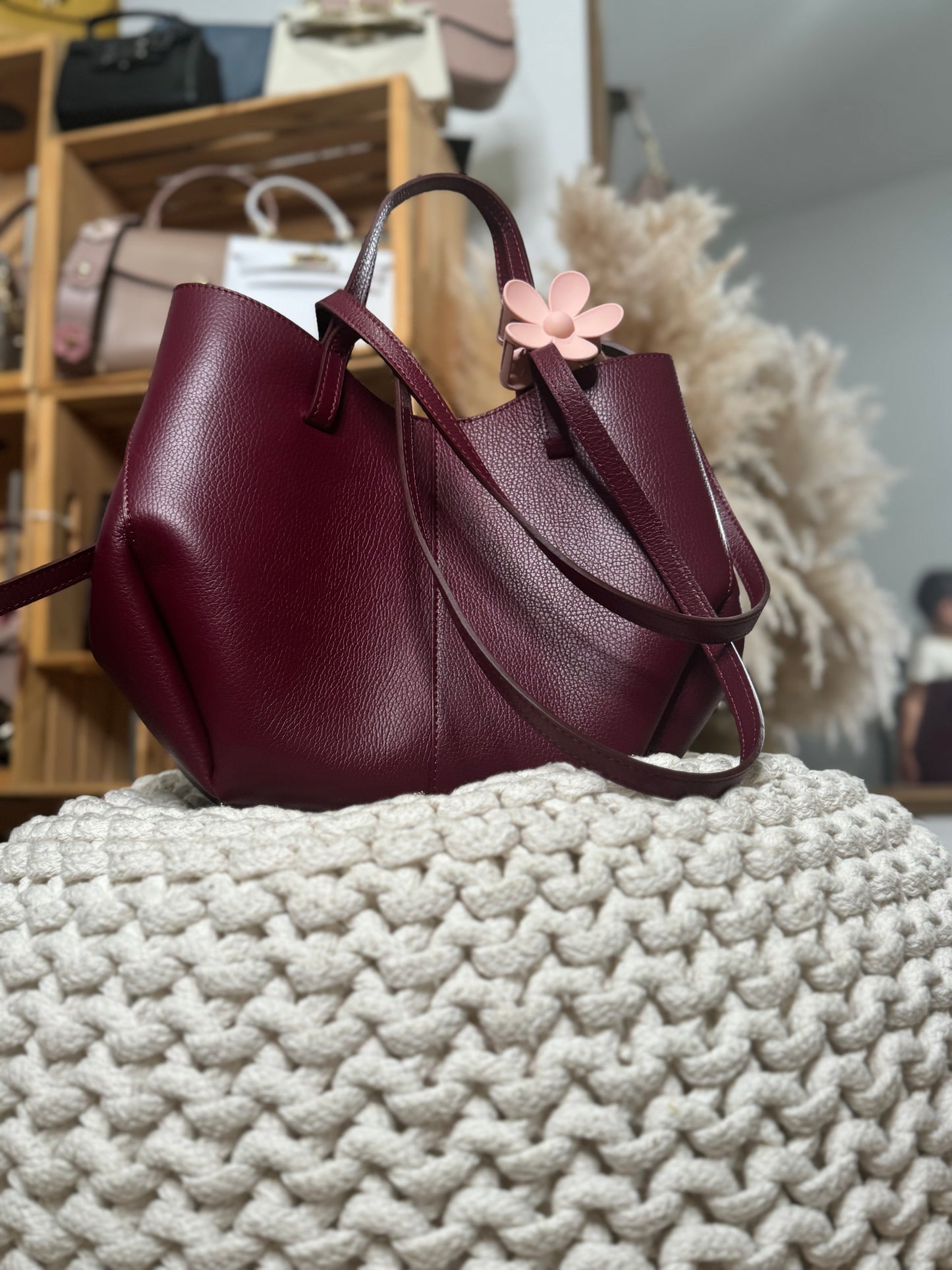 The Italian leather Tote bag Without the Luxury Markup!